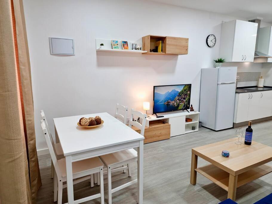 Apartamentos Bielsa 'Madrid Rio' ภายนอก รูปภาพ
